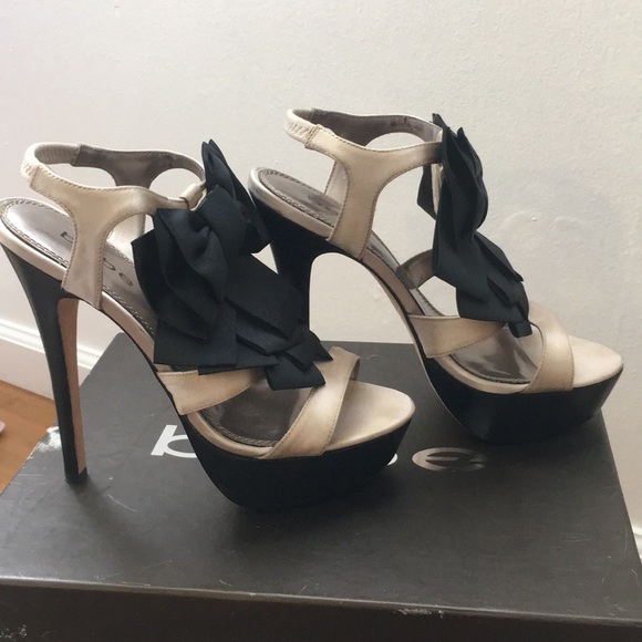 Platform satin sandals - Picture 2 of 5